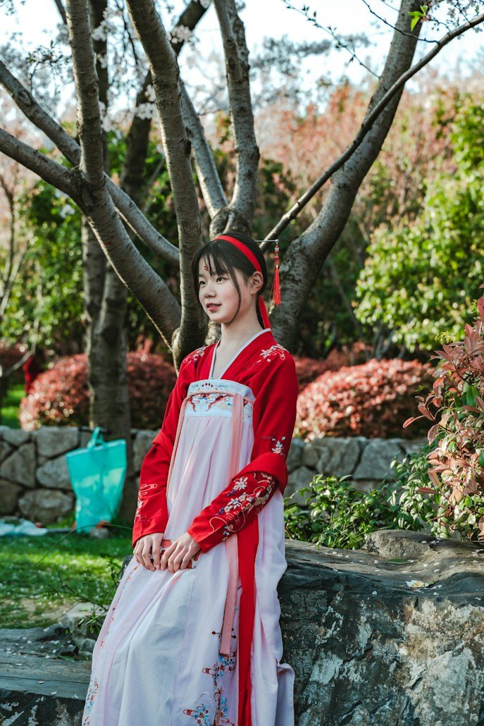 Qixiong ruqun, a high-waisted Hanfu style — a flattering, beginner-friendly silhouette
